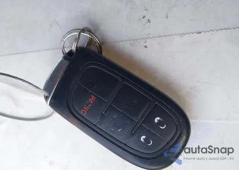 2018 Ram 2500 Laramie 4X4 6'4 Box из США, поврежденный, VIN 3C6UR5FL2JG169947